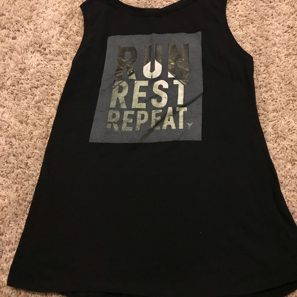 Old Navy Black Athletic Muscle Tank